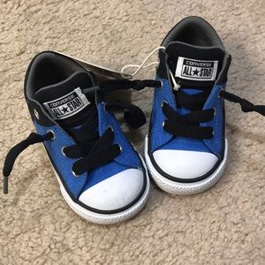 Brand new toddler boy converse size 5